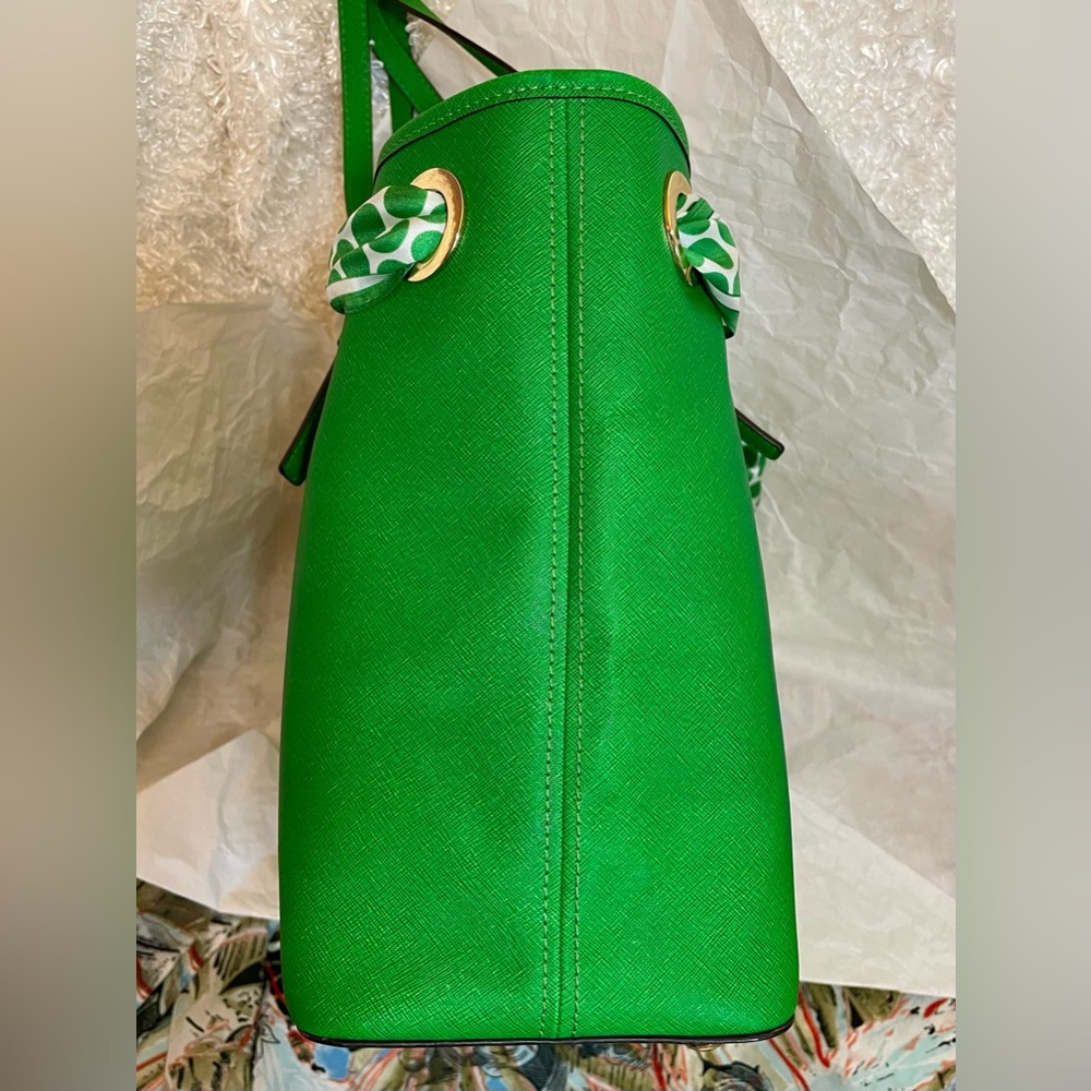 Michael KORS Genuine Leather Silk Scarf green Large Tote shoulder bag - Picture 6 of 13